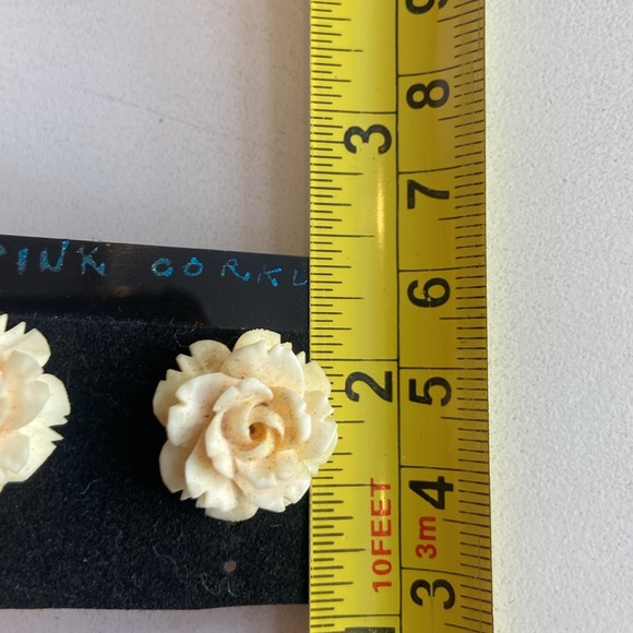 VTG Pink Coral Rose Earrings - Picture 3 of 3